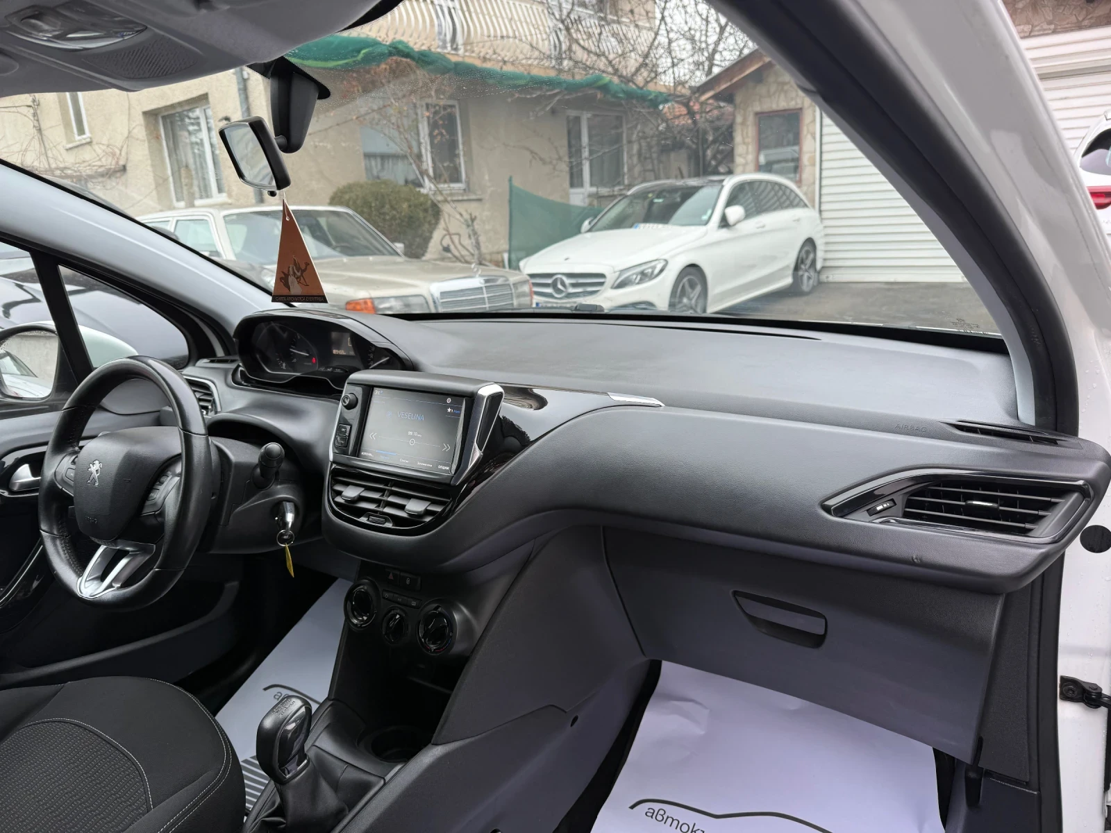 Peugeot 208 1.6HDI FACELIFT | Mobile.bg � ����������� 12