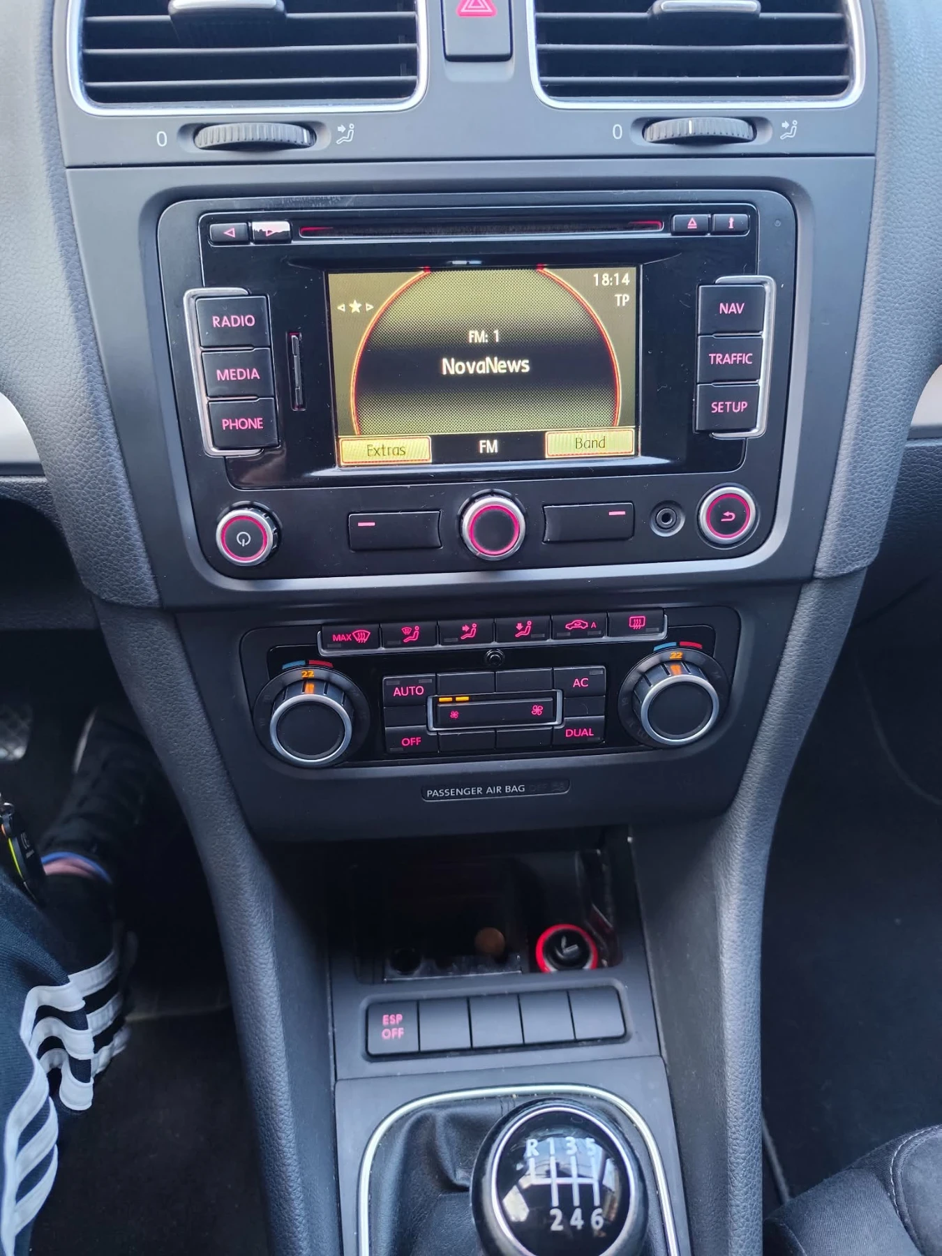 VW Golf 1.4, снимка 7 - Автомобили и джипове - 53988603