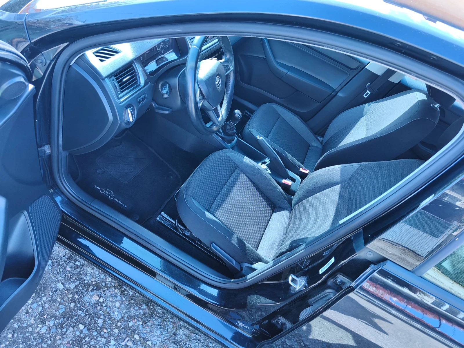 Skoda Rapid 1.6 TDI Германия, снимка 5 - Автомобили и джипове - 54259627