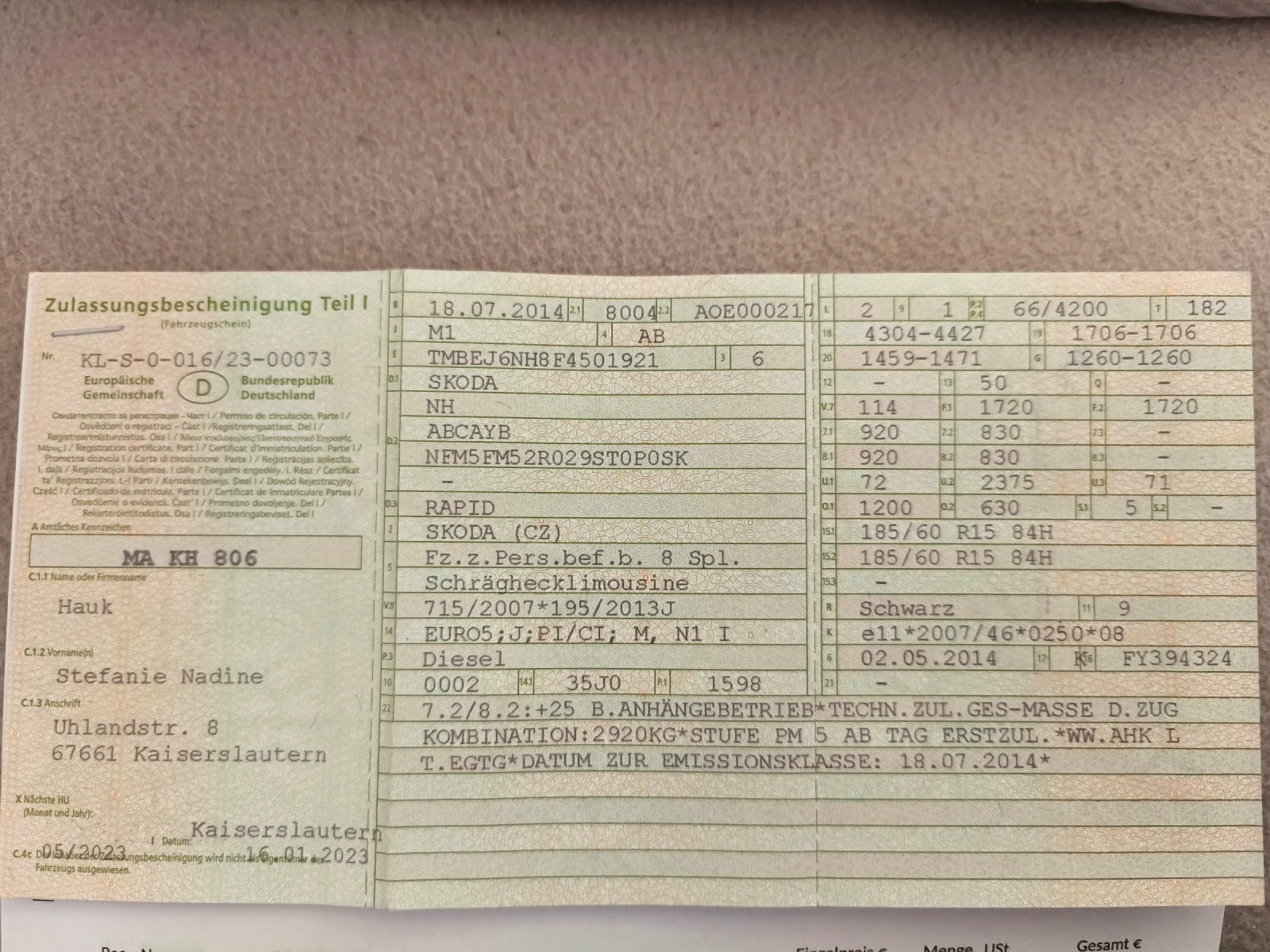 Skoda Rapid 1.6 TDI Германия, снимка 15 - Автомобили и джипове - 54259627