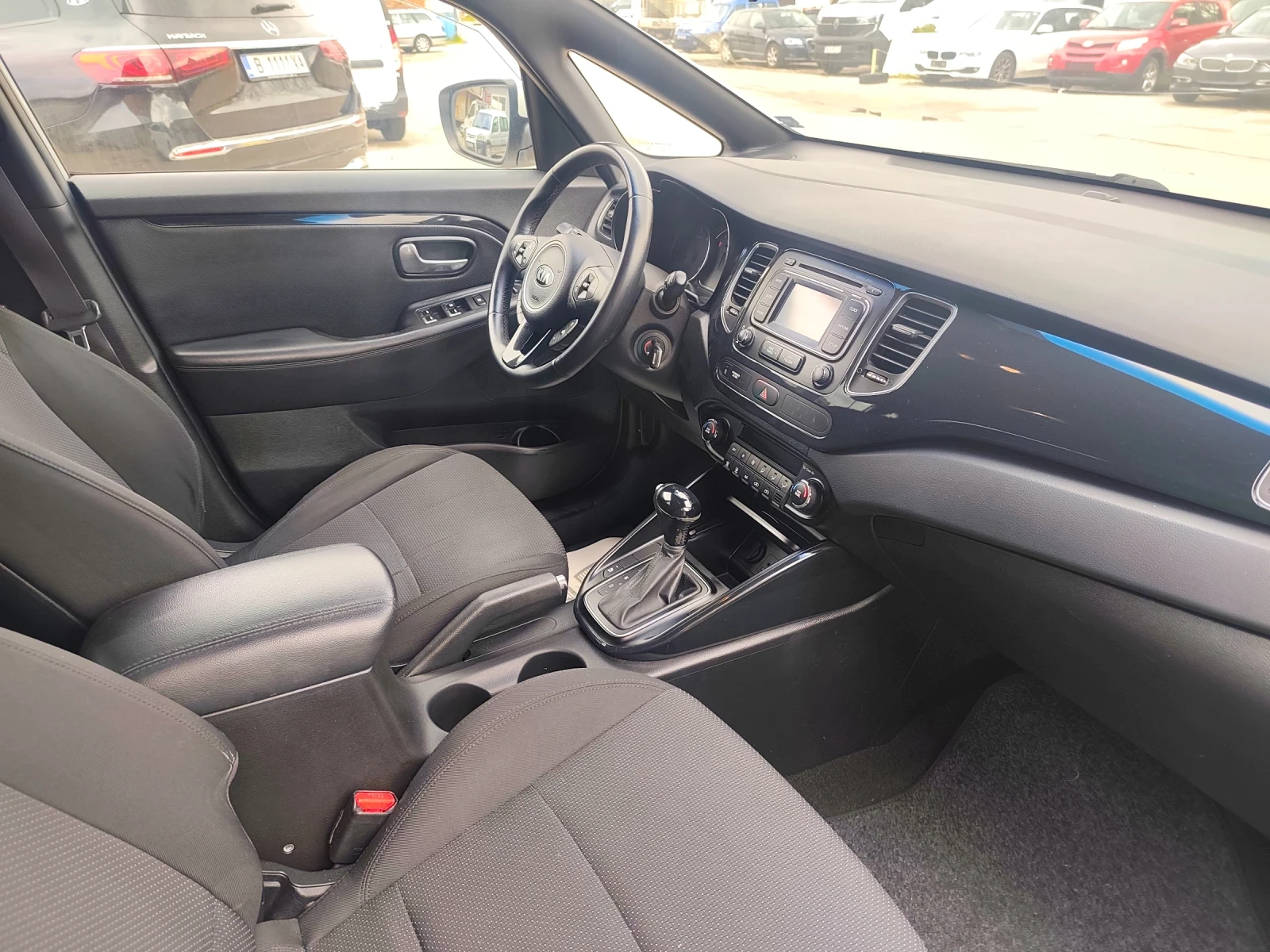 Kia Carens 1.7 cdti automatic , снимка 11 - Автомобили и джипове - 54283446