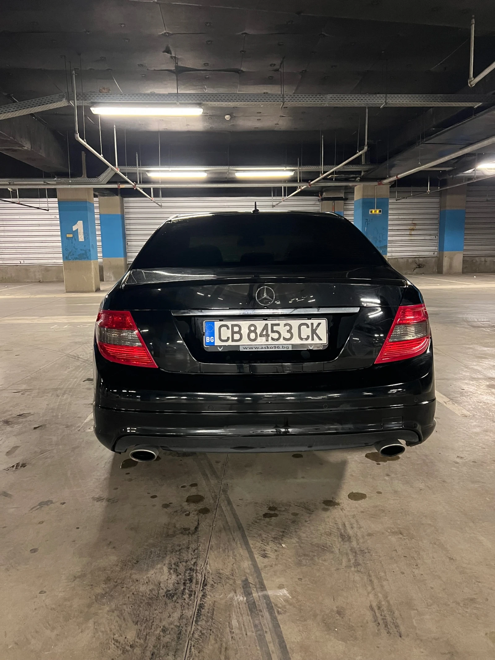 Mercedes-Benz C 320, снимка 4 - Автомобили и джипове - 54401177