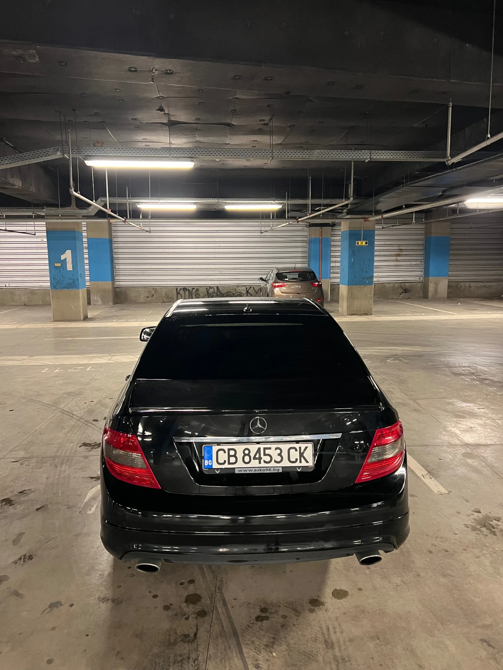 Mercedes-Benz C 320, снимка 5 - Автомобили и джипове - 54401177