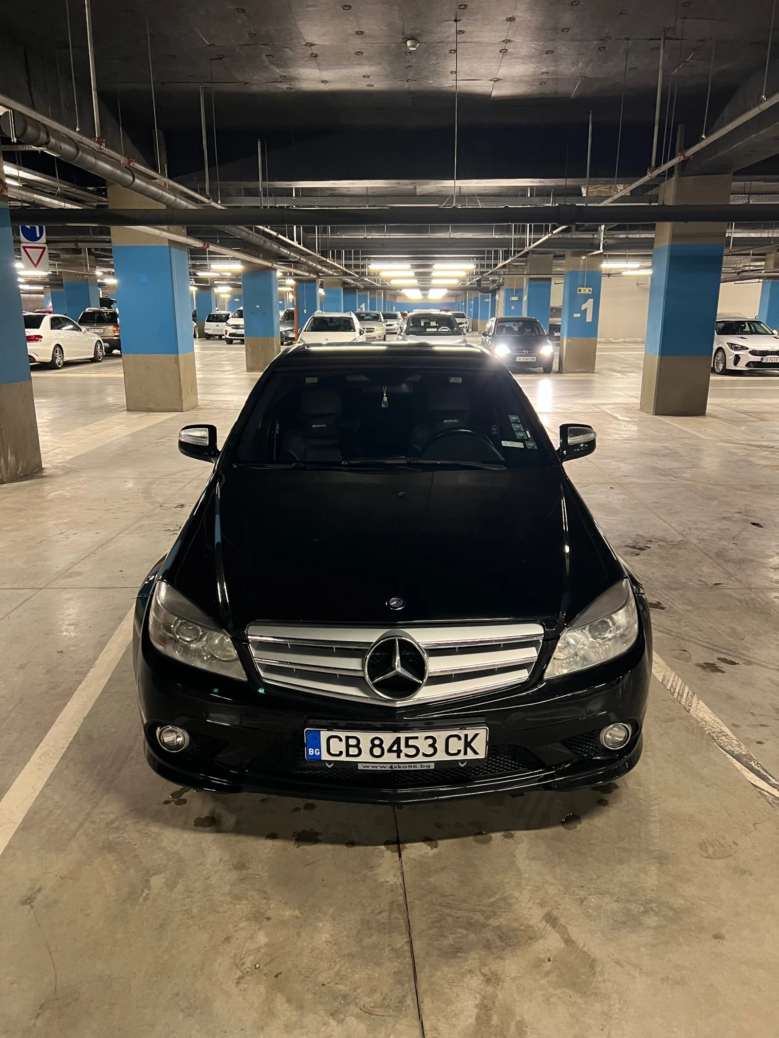 Mercedes-Benz C 320, снимка 2 - Автомобили и джипове - 54401177