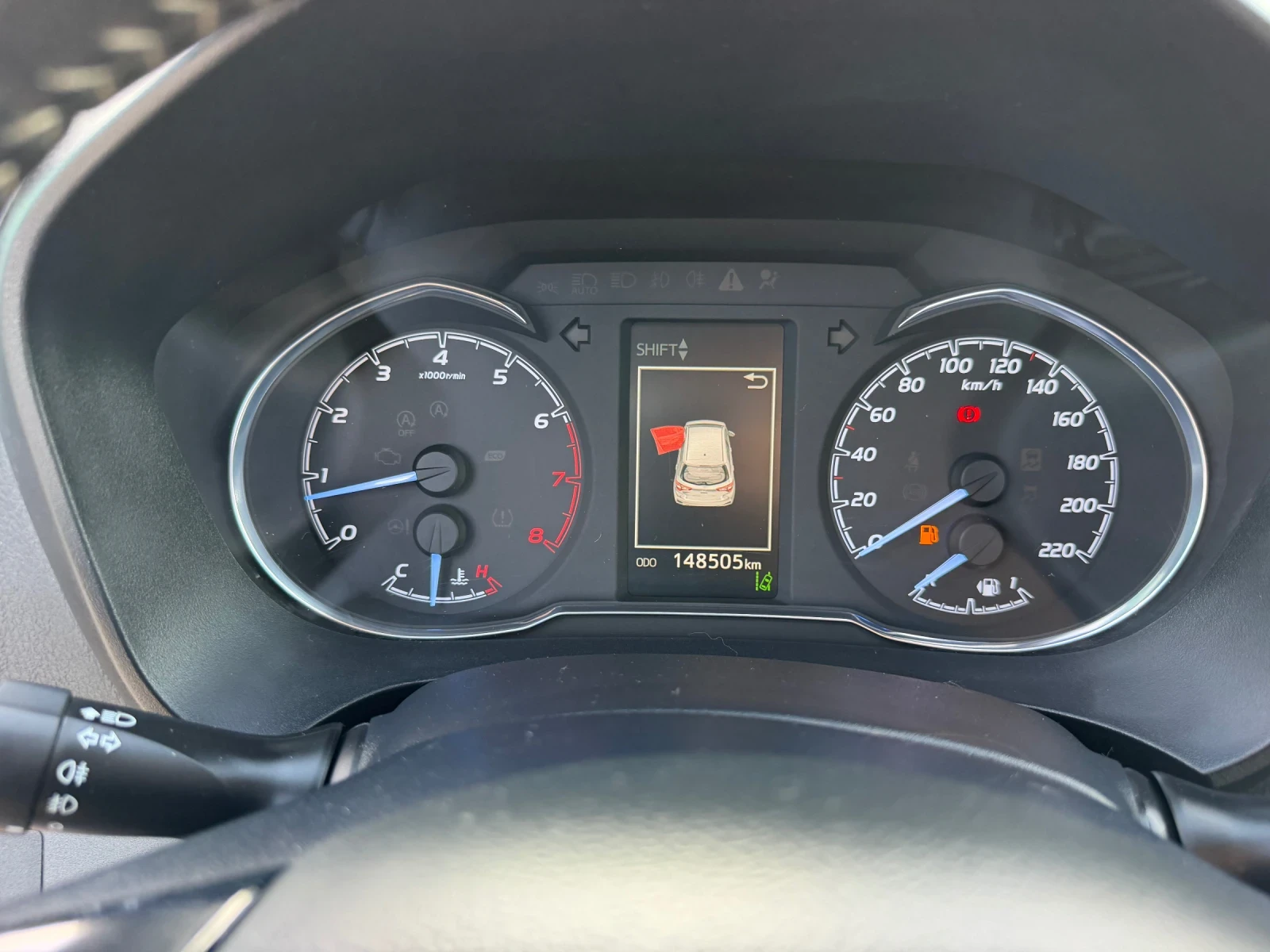 Toyota Yaris 1.5i/110hp/NAVI/FaceLift/Evro6/, снимка 10 - Автомобили и джипове - 54699102
