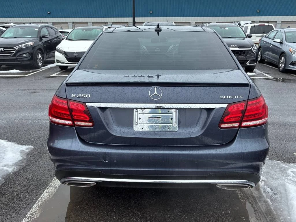 Mercedes-Benz E 250 BlueTEC 4MATIC* CARFAX* HARMAN/KARDON , снимка 5 - Автомобили и джипове - 54969820