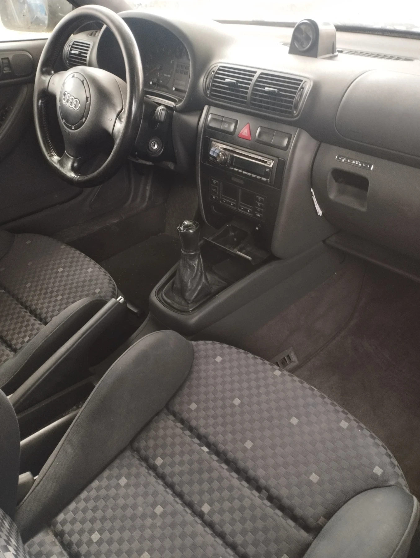 Audi A3 1.8t 4x4, снимка 3 - Автомобили и джипове - 55001271
