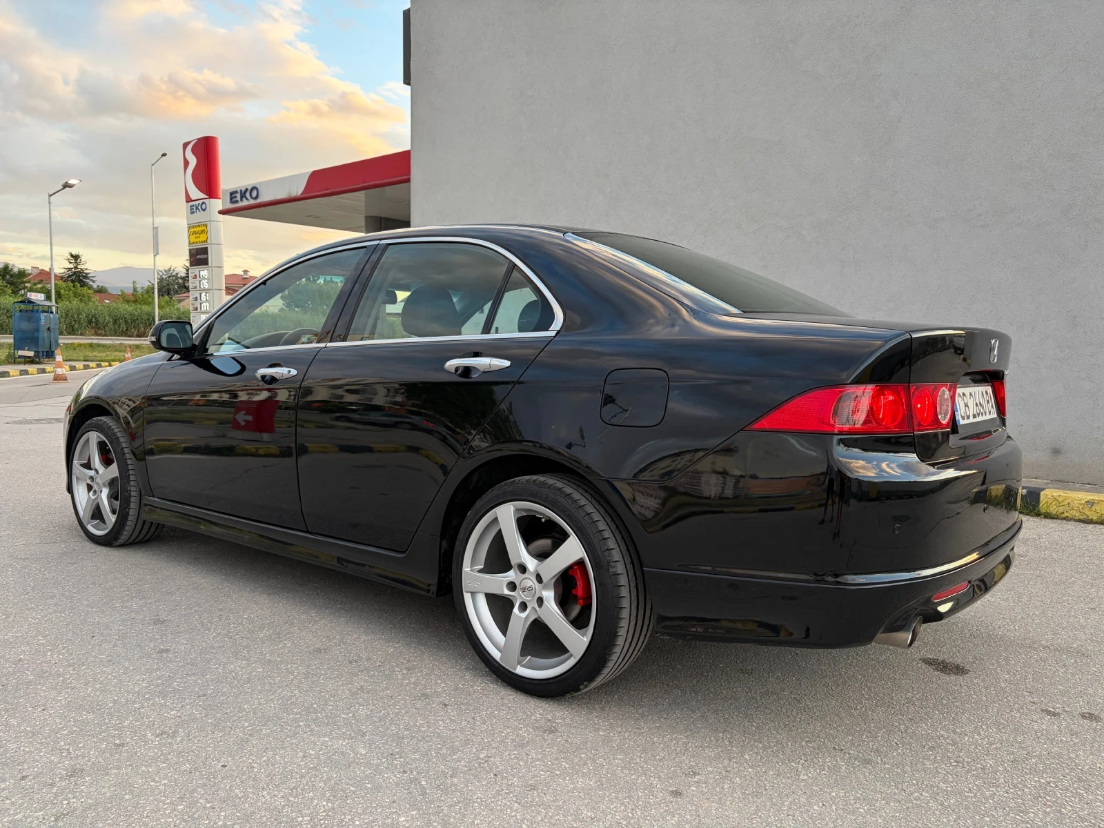 Honda Accord 2.4 TypeS Испания!, снимка 7 - Автомобили и джипове - 55180377
