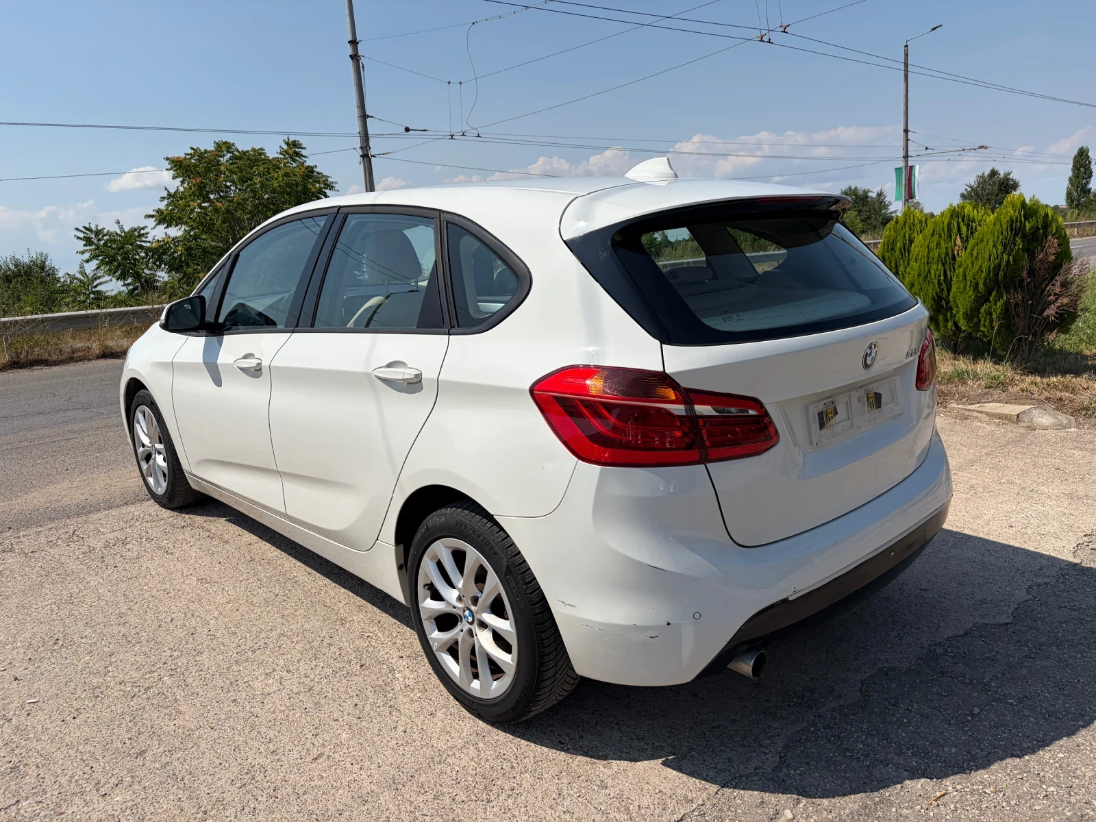 BMW 218 d Active Tourer, снимка 7 - Автомобили и джипове - 55445784