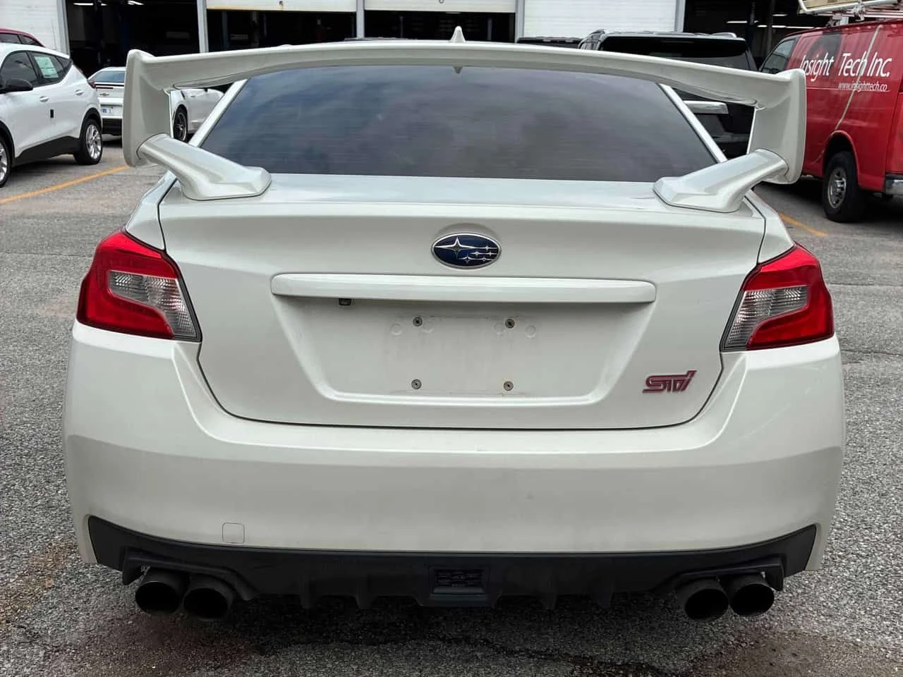 Subaru WRX * 4dr Sdn STI Man w/Sport Pkg * CARFAX * ОПЦИЯ ЗА , снимка 4 - Автомобили и джипове - 55468289