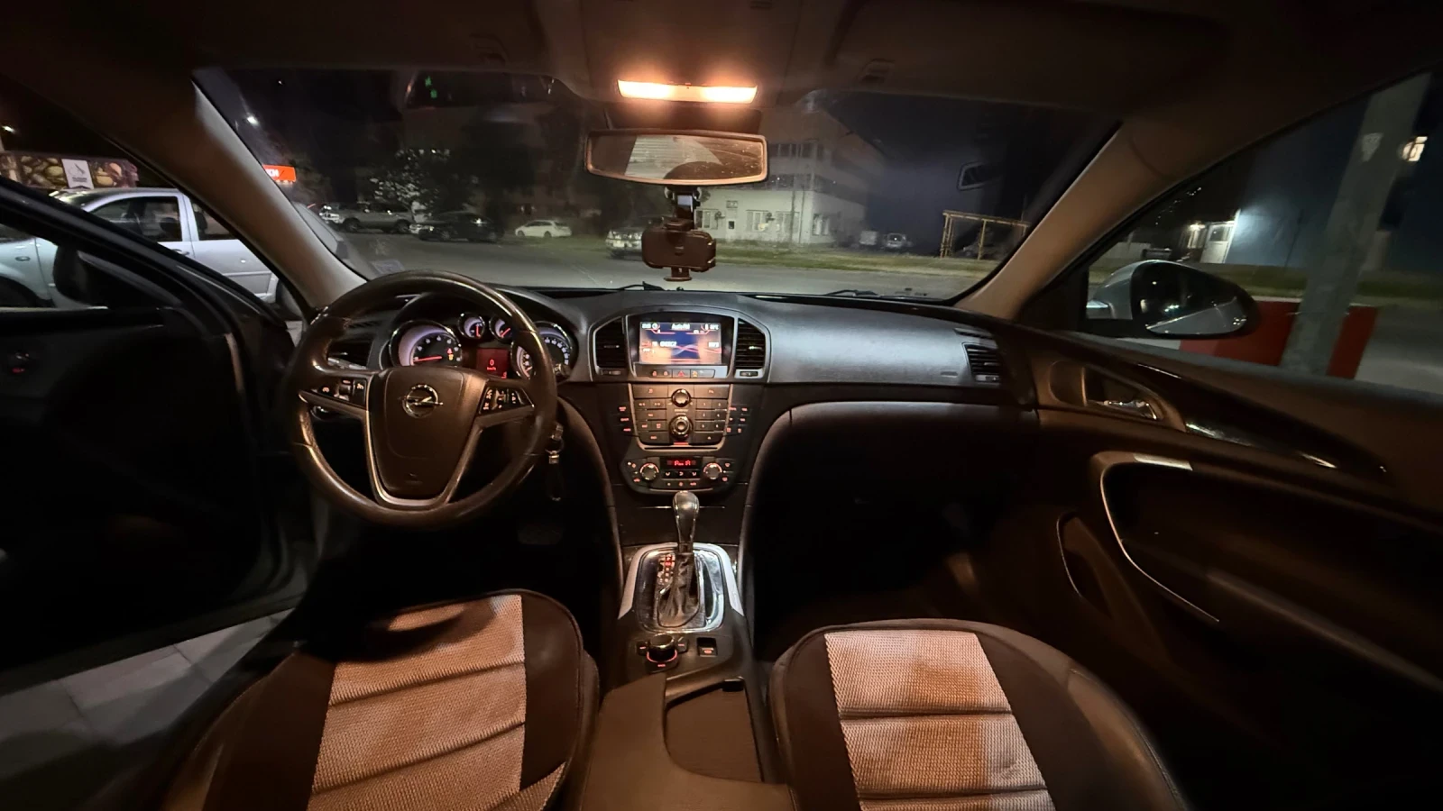 Opel Insignia, снимка 6 - Автомобили и джипове - 55874954