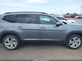 Обява за продажба на VW Atlas 3.6L V6 SE W/TECHNOLOGY градушков ~38 100 лв. - изображение 8 | Auto.bg Обява за продажба на VW Atlas 3.6L V6 SE W/TECHNOLOGY градушков ~38 100 лв. - изображение 8