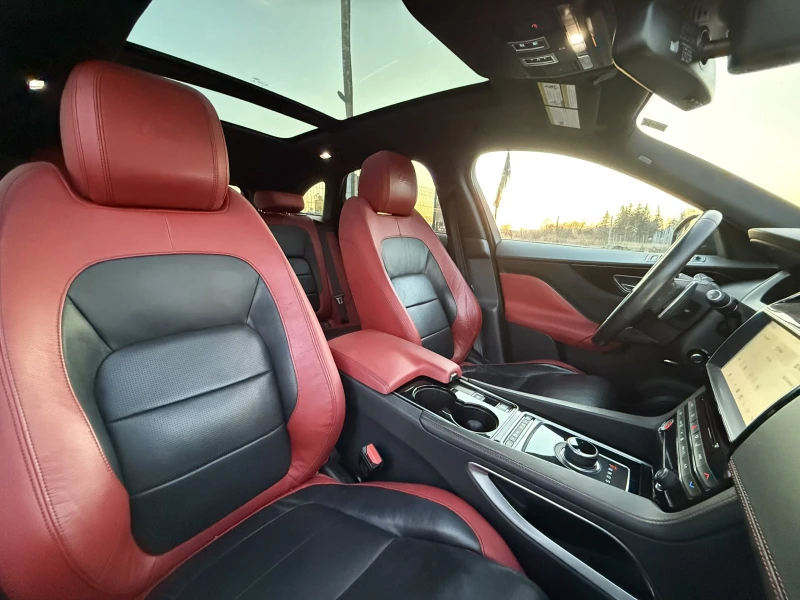 Jaguar F-PACE S-Изпълнение/3.0V6/Панорама/360* Камери/Сер.Истори, снимка 9 - Автомобили и джипове - 51876526
