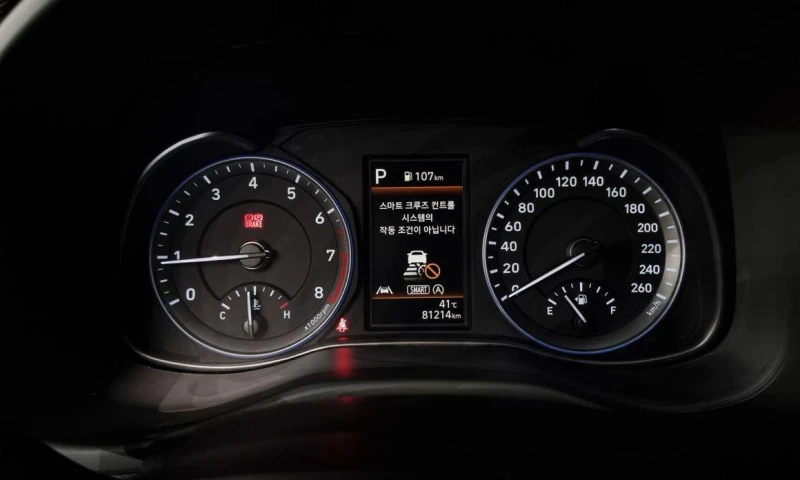 Hyundai Kona Gasoline 1.6 Turbo 2WD Inspiration, снимка 8 - Автомобили и джипове - 52112858