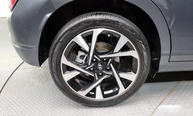 Hyundai Kona Gasoline 1.6 Turbo 2WD Inspiration, снимка 5 - Автомобили и джипове - 52112858