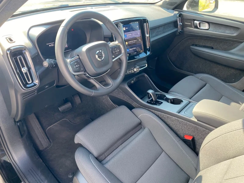 Volvo EX40 SINGLE/252HP/RANGE-PLUS/PIXEL-LED/360/ACC/BSA/979f, снимка 10 - Автомобили и джипове - 52733656