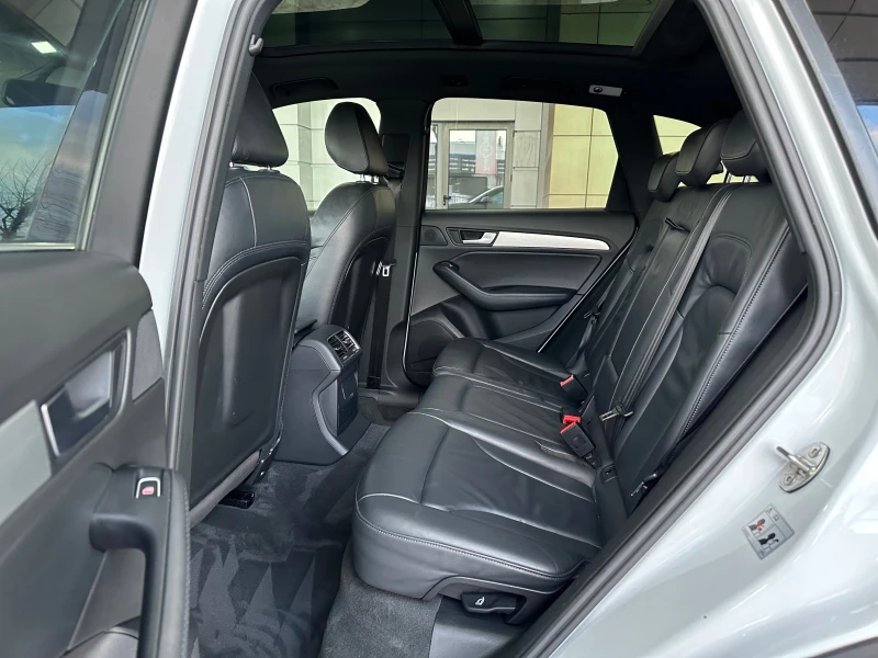 Audi Q5 2.0TDI S-line OFFROAD Paket #PANORAMA#CAMERA#, снимка 13 - Автомобили и джипове - 53405648