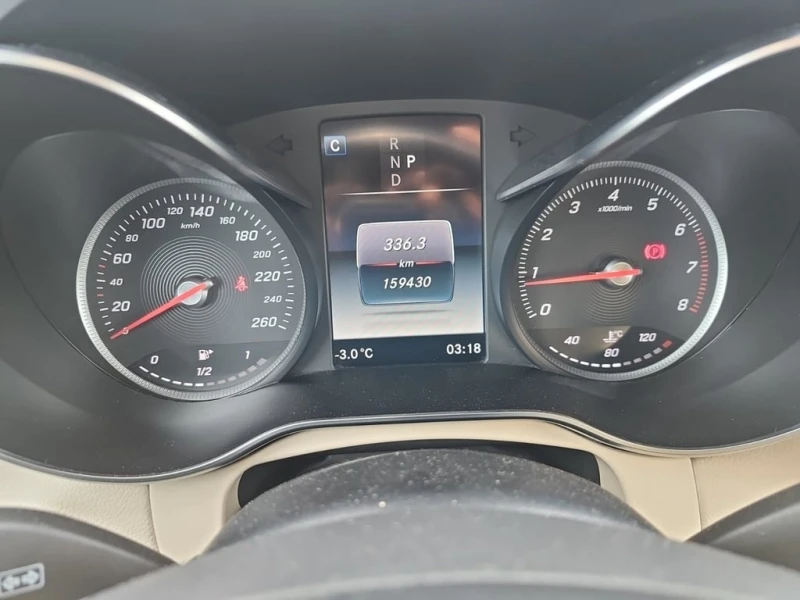 Mercedes-Benz GLC 300 PANO| HEATED SEATS| MEMORY, снимка 9 - Автомобили и джипове - 53427395