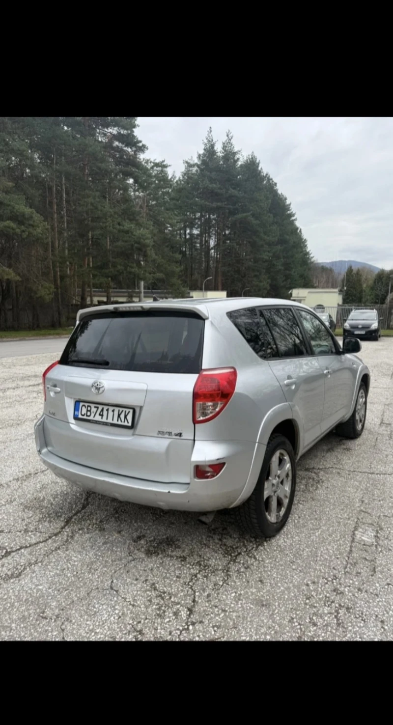Toyota Rav4, снимка 3 - Автомобили и джипове - 53517418