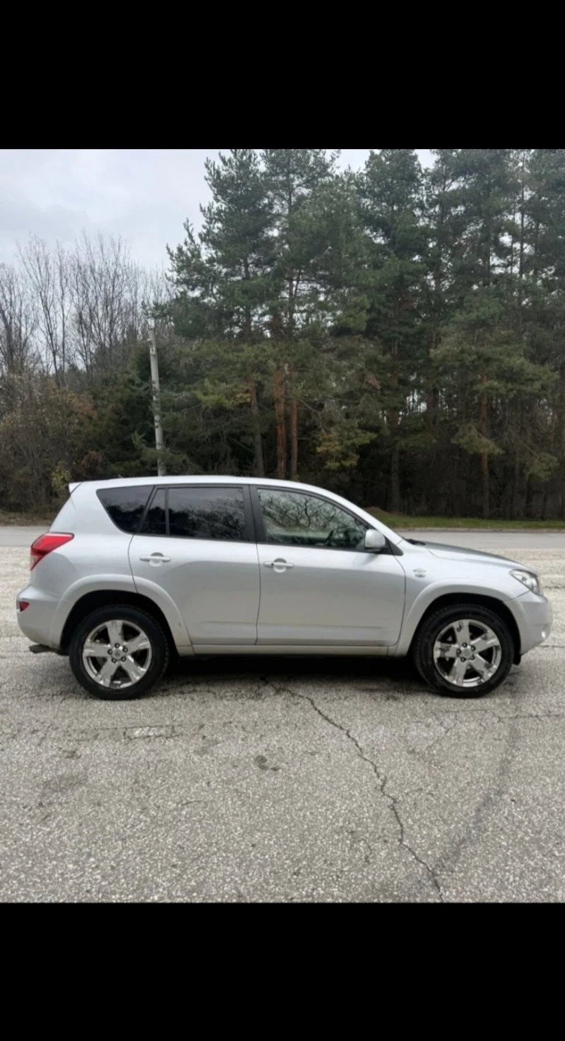 Toyota Rav4, снимка 2 - Автомобили и джипове - 53517418