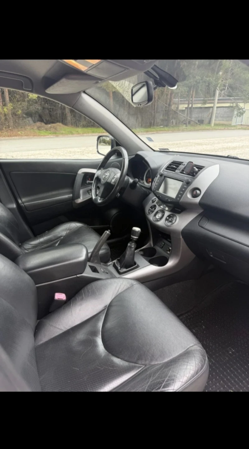 Toyota Rav4, снимка 12 - Автомобили и джипове - 53517418