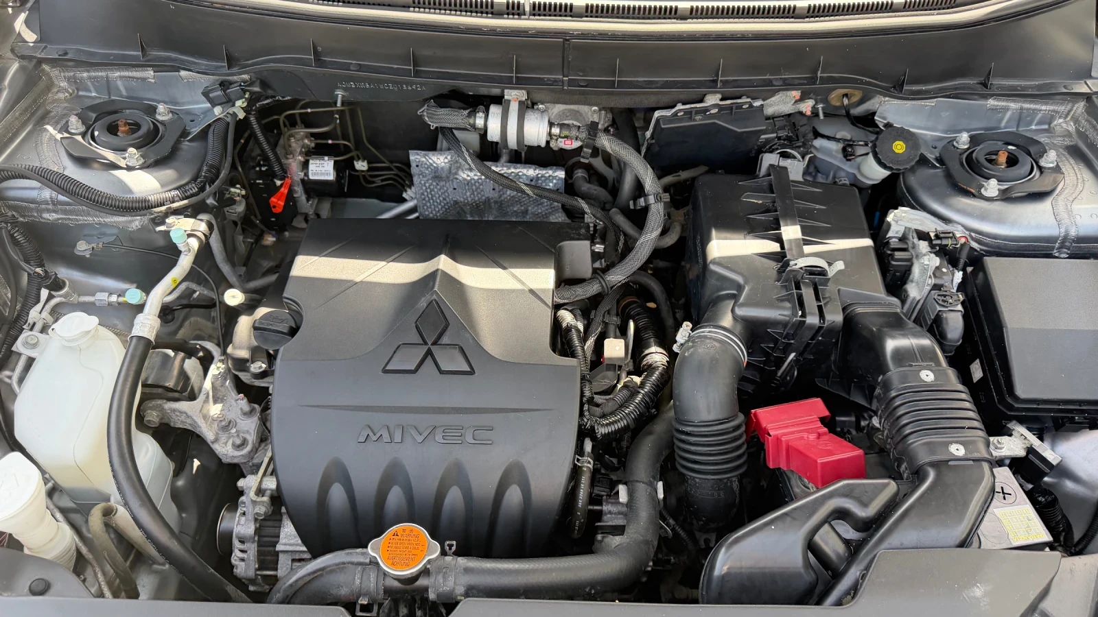 Mitsubishi ASX 1.6i 16v * BRC* Nova* UNIKAT* , снимка 17 - Автомобили и джипове - 45216216