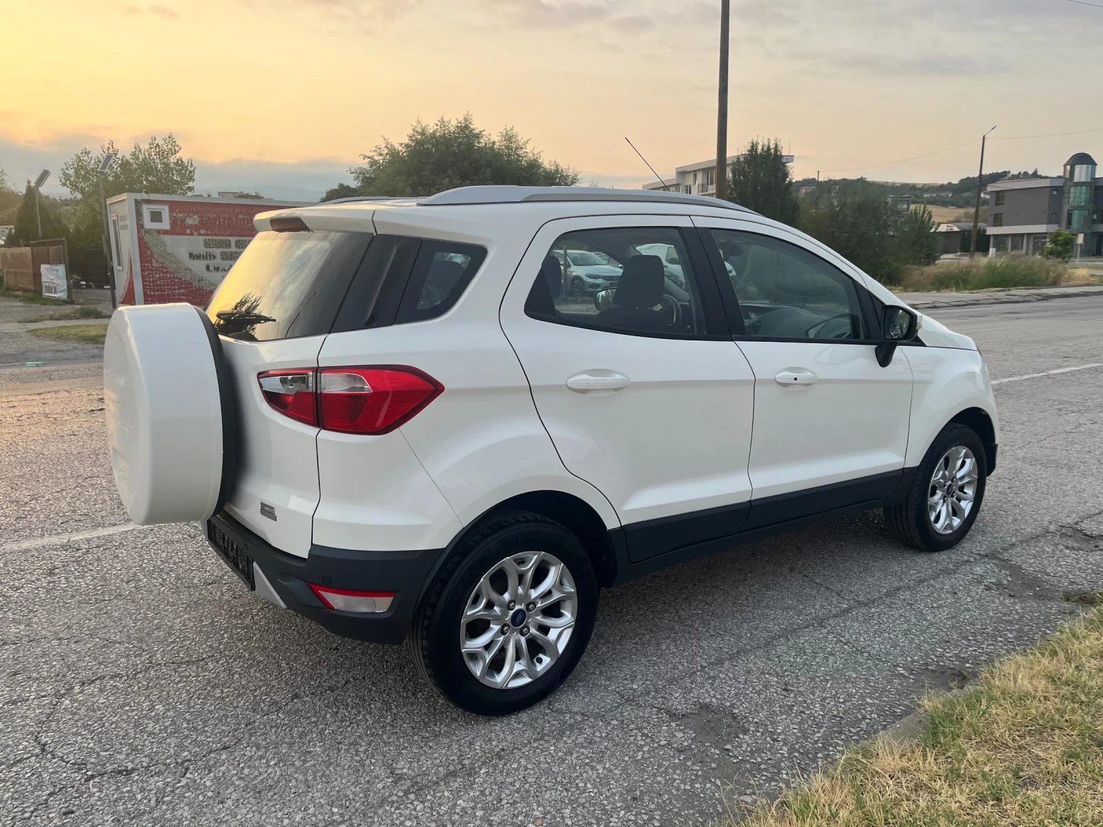 Ford EcoSport 1.0 Turbo  - изображение 5