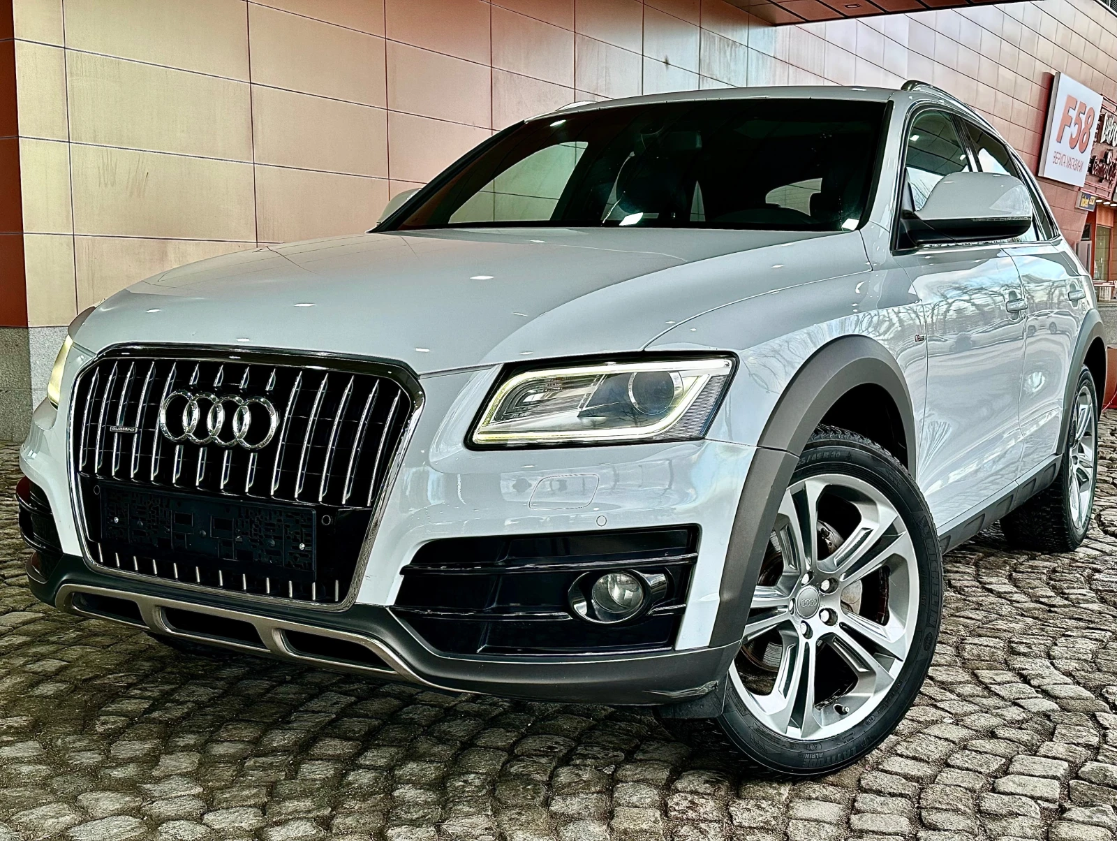 Audi Q5 2.0TDI S-line OFFROAD Paket #PANORAMA#CAMERA# | Mobile.bg � ����������� 1