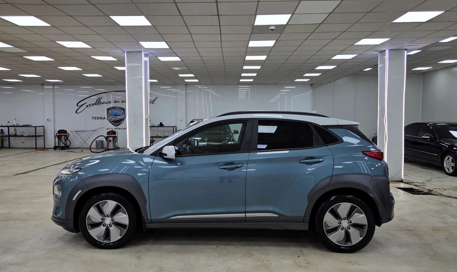 Hyundai Kona 64KWh/SOH100%, снимка 2 - Автомобили и джипове - 53965366