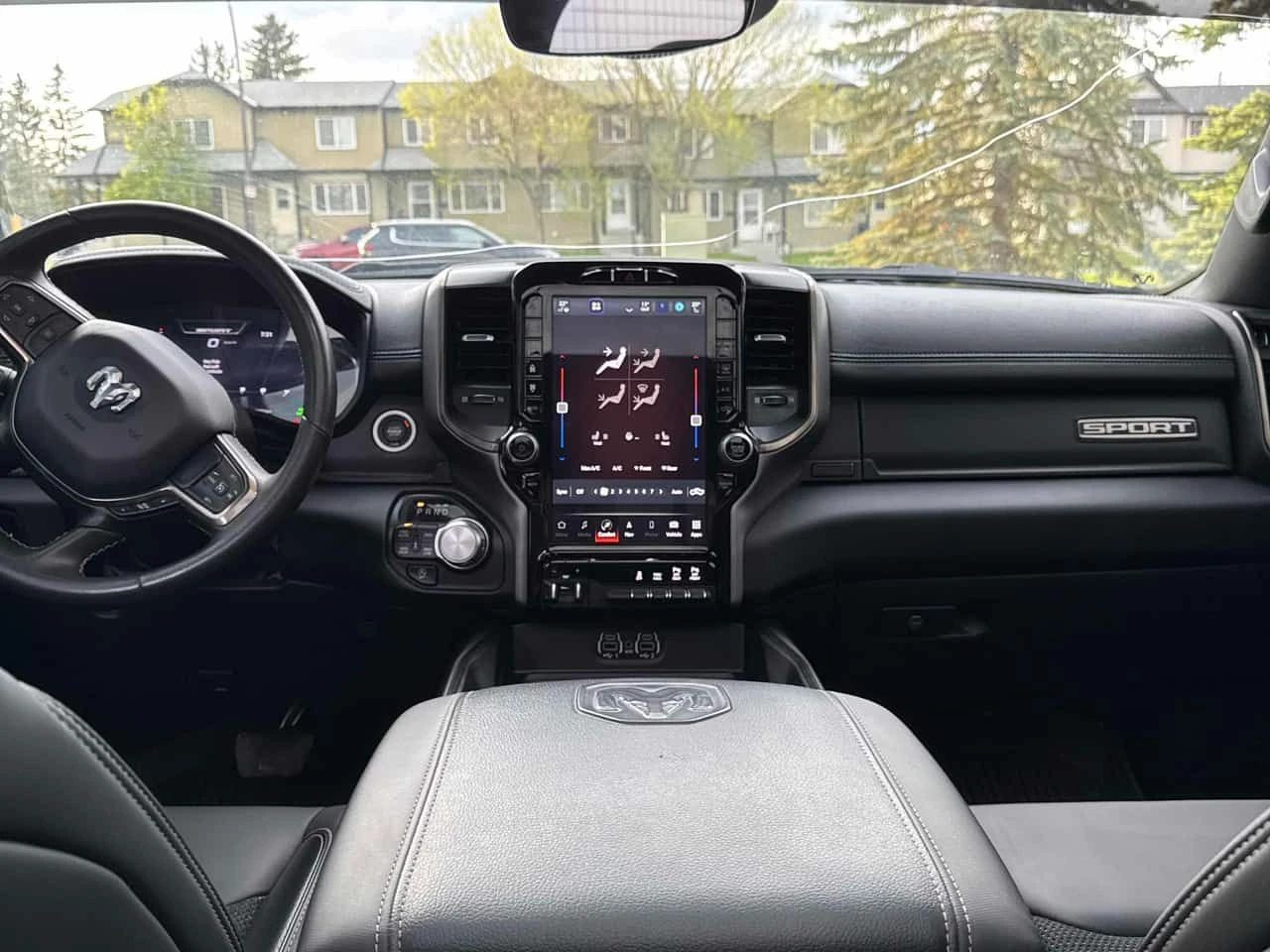 Dodge RAM 1500 * SPORT * 5.7 * ПОДГРЕВИ * PANO * ПАМЕТ, снимка 8 - Автомобили и джипове - 54643547