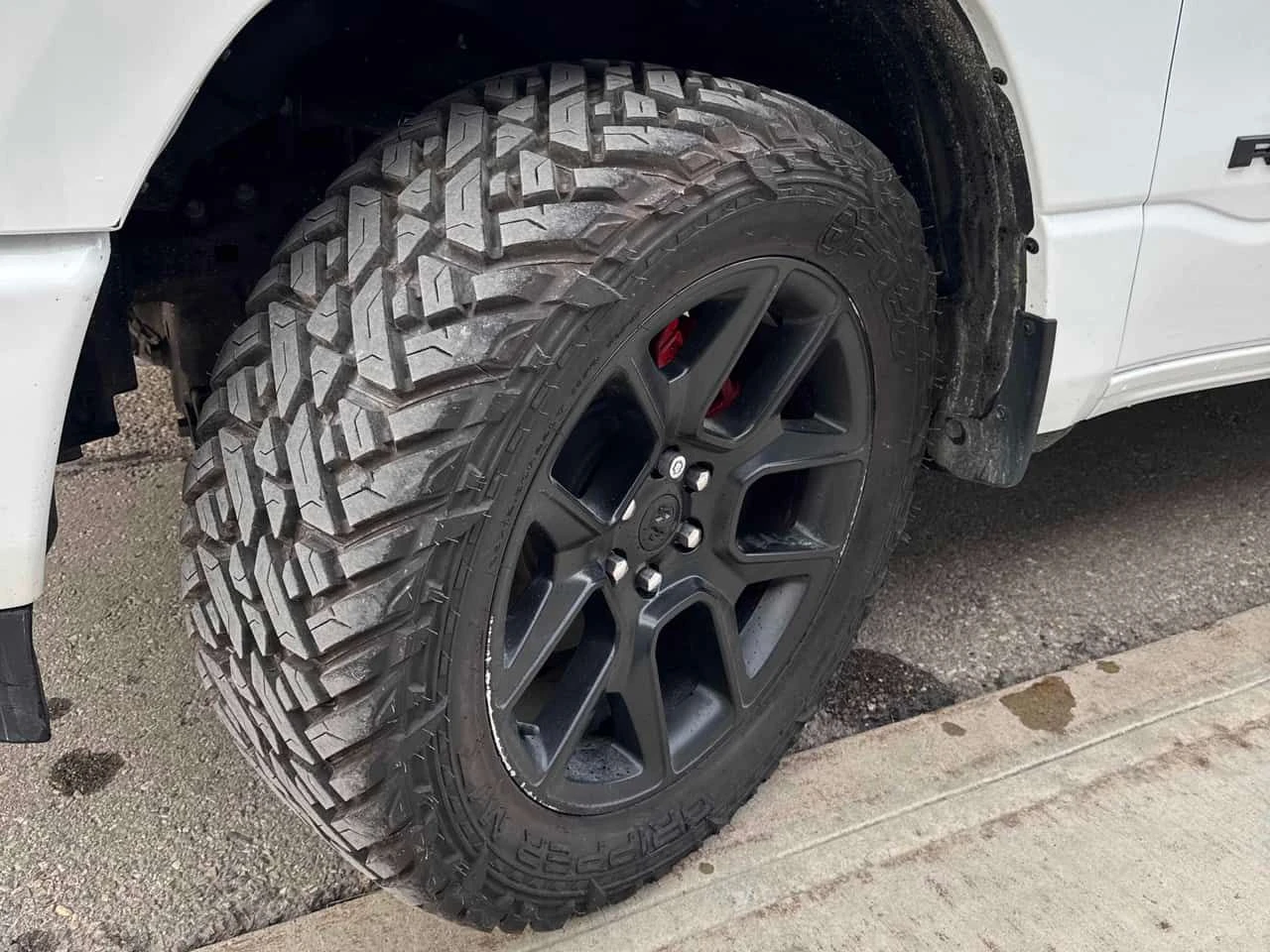 Dodge RAM 1500 * SPORT * 5.7 * ПОДГРЕВИ * PANO * ПАМЕТ, снимка 7 - Автомобили и джипове - 54643547