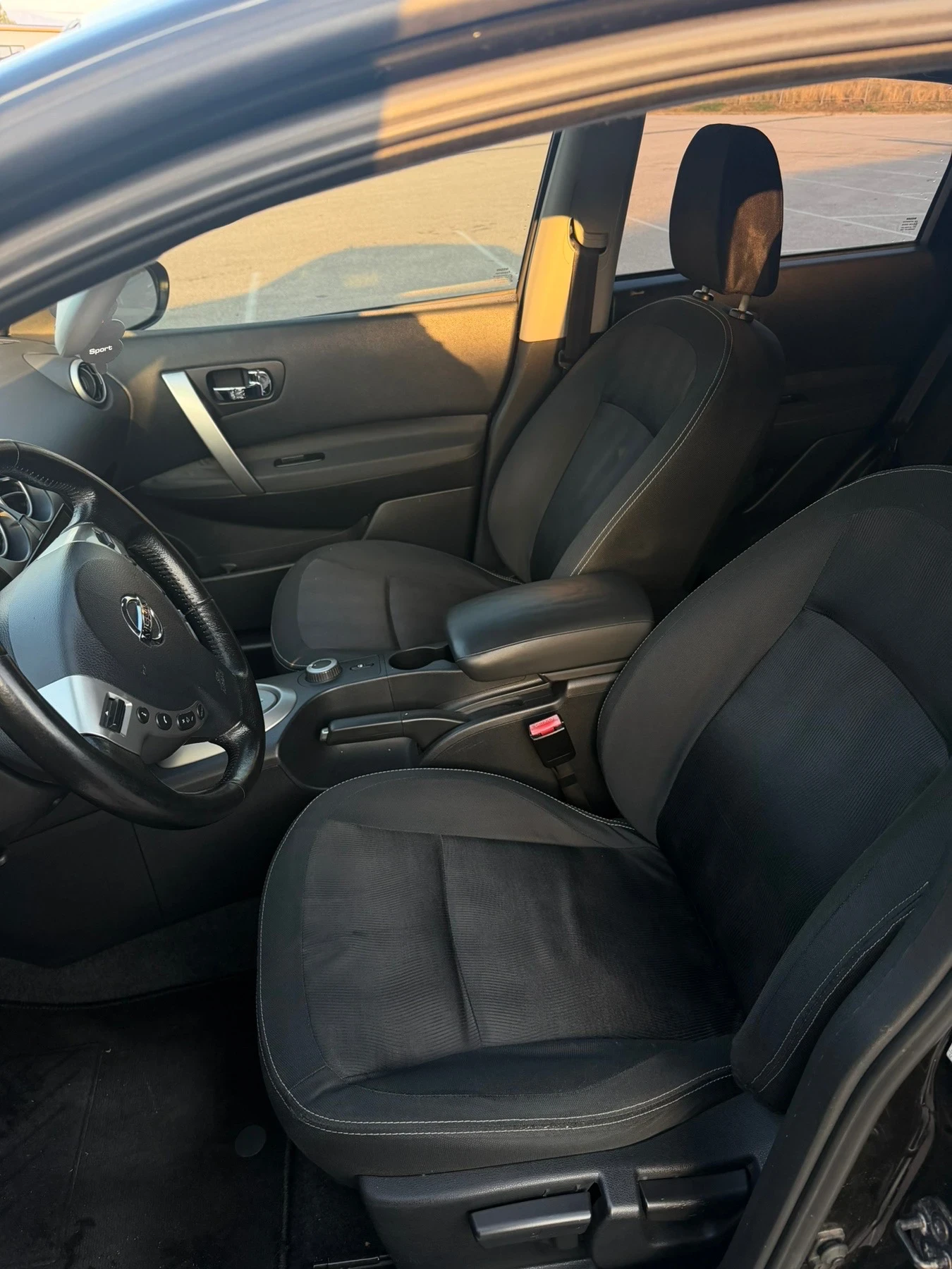 Nissan Qashqai 2.0 DCI Дизел 150кс Автомат, снимка 5 - Автомобили и джипове - 55071946