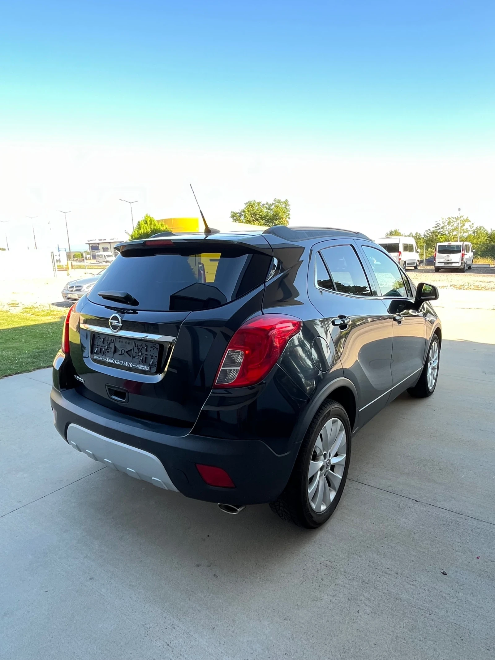 Opel Mokka 1.4 фабрична газ, снимка 10 - Автомобили и джипове - 55243628