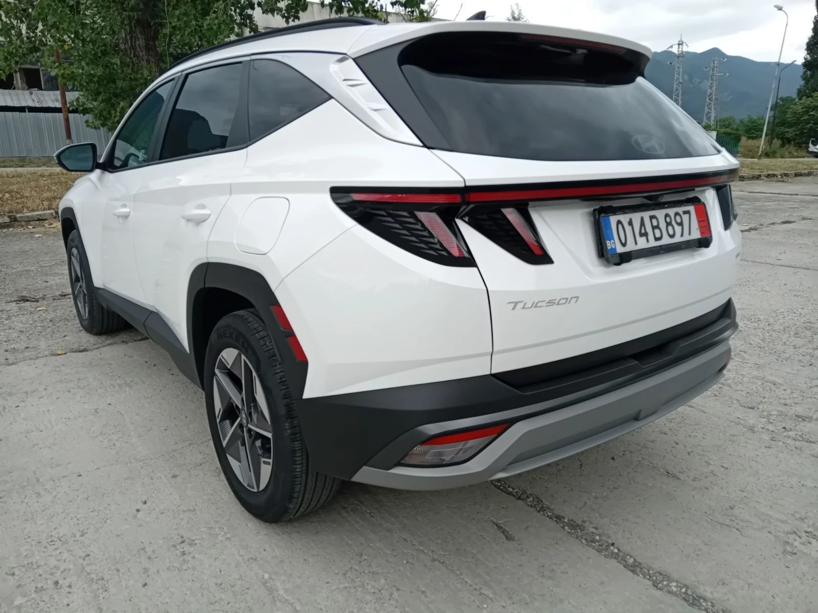 Hyundai Tucson 4x4 Facelift Widescreen 16000 KM, снимка 5 - Автомобили и джипове - 55382302