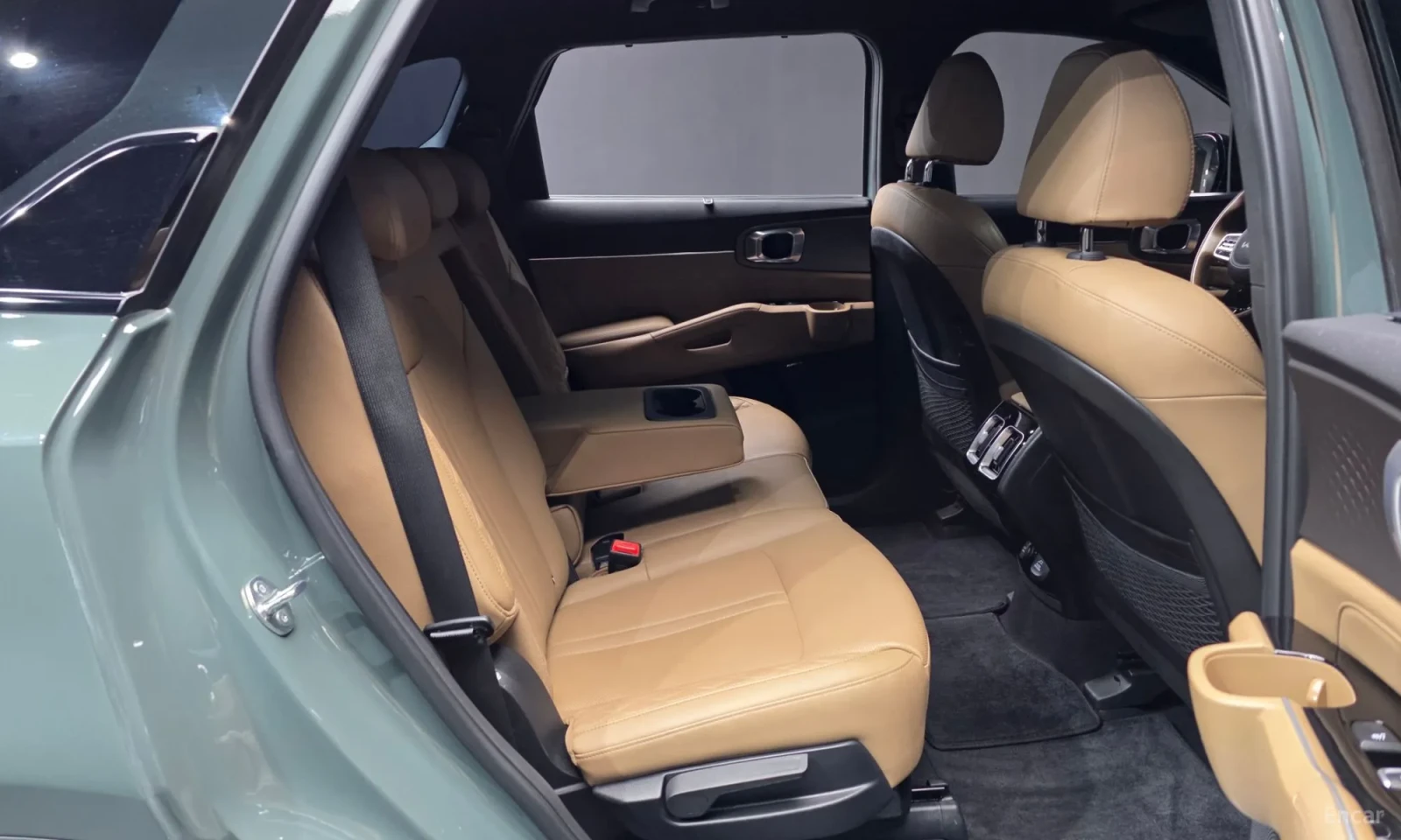 Kia Sorento 2.2d\Ексклюзивен цвят\Топ оферта, снимка 12 - Автомобили и джипове - 55585586