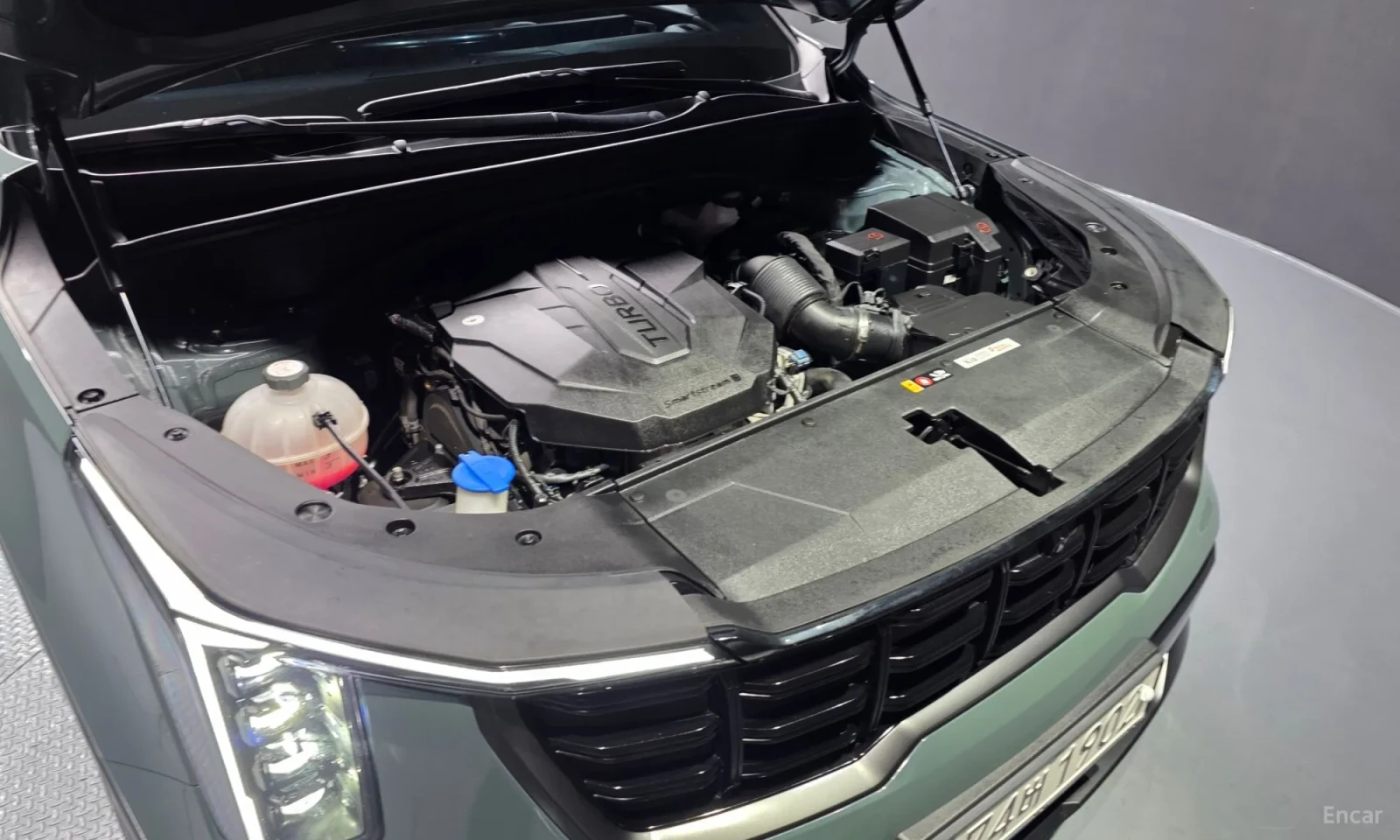 Kia Sorento 2.2d\Ексклюзивен цвят\Топ оферта, снимка 6 - Автомобили и джипове - 55585586