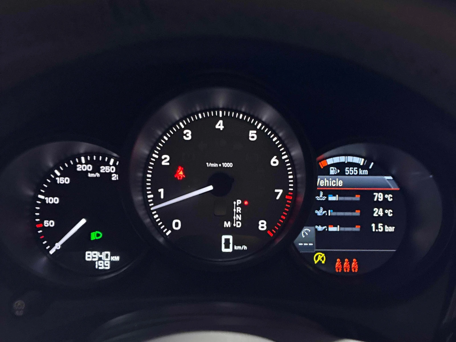 Porsche Macan * S * CARFAX * ОПЦИЯ ЗА ФИНАНСИРАНЕ, снимка 8 - Автомобили и джипове - 56096069