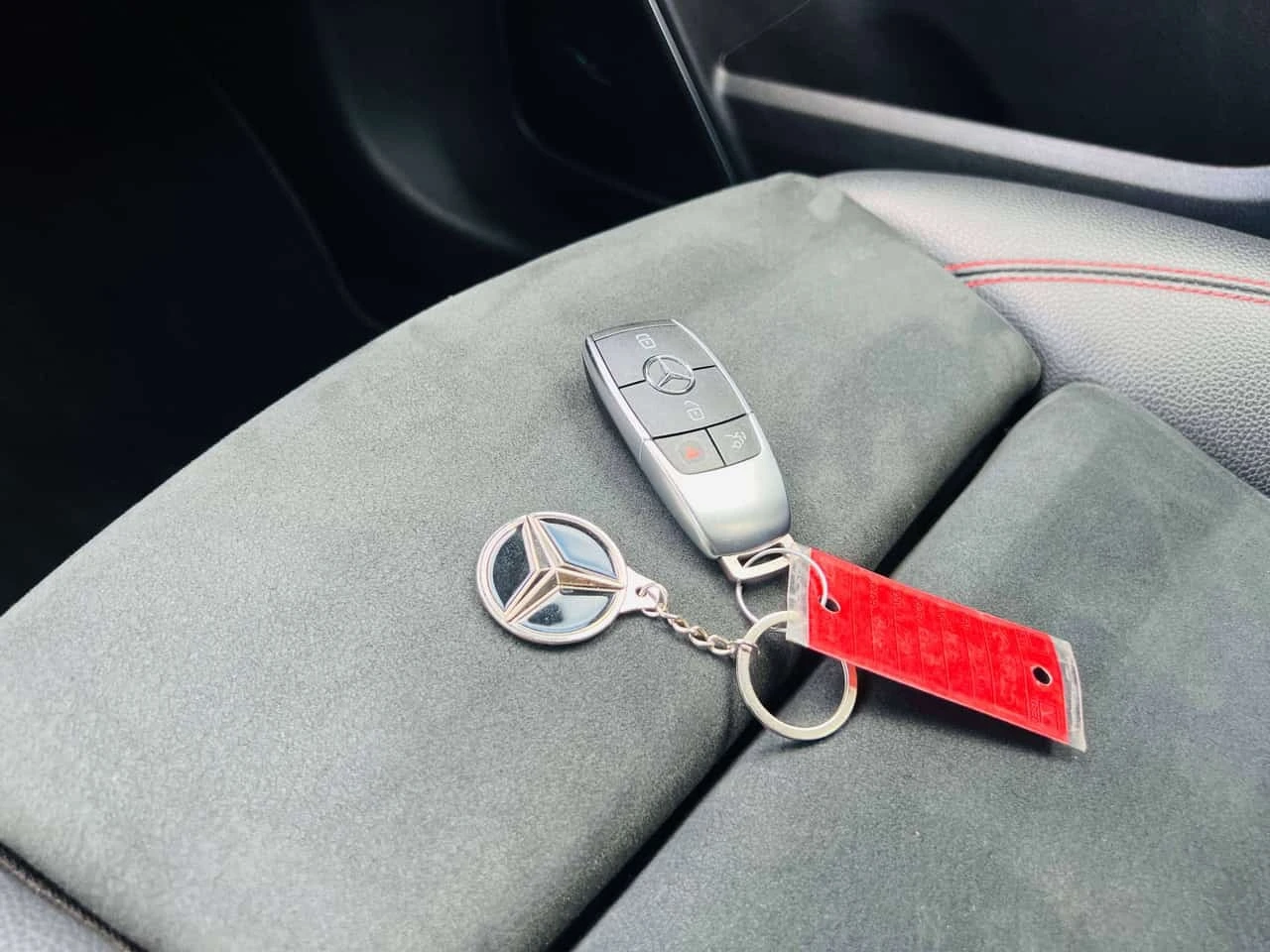 Mercedes-Benz GLB * 250 250 | 4MATIC | No Accidents | Sunroof * CARF | Mobile.bg � ����������� 15