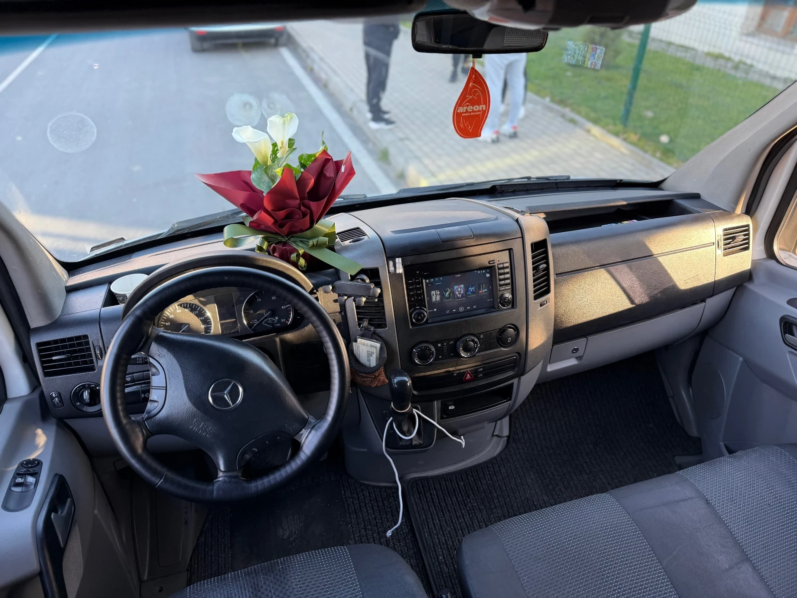 Mercedes-Benz Sprinter 319, снимка 5 - Бусове и автобуси - 53905767