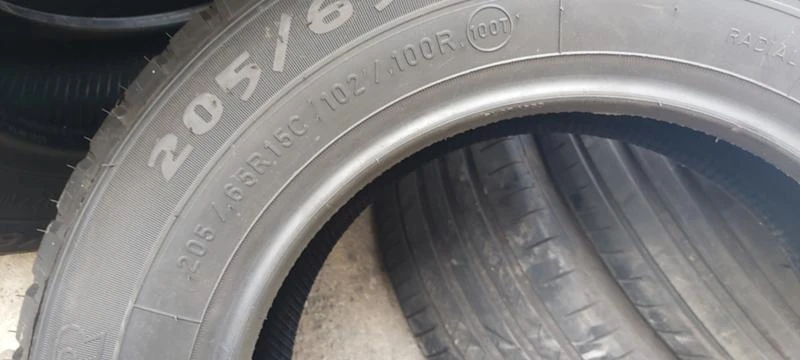 Гуми Летни 205/65R15, снимка 6 - Гуми и джанти - 32906318