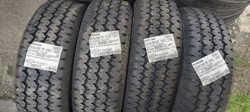 Гуми Летни 205/65R15, снимка 2 - Гуми и джанти - 32906318