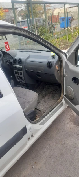 Dacia Logan, снимка 5