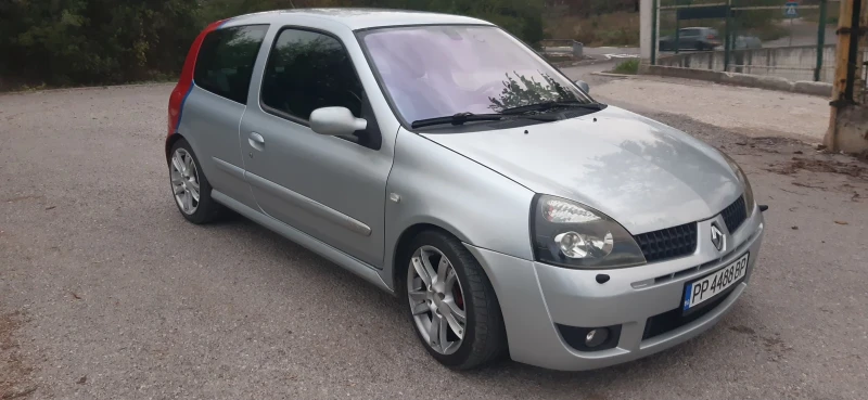 Renault Clio Rs, снимка 2 - Автомобили и джипове - 47525936