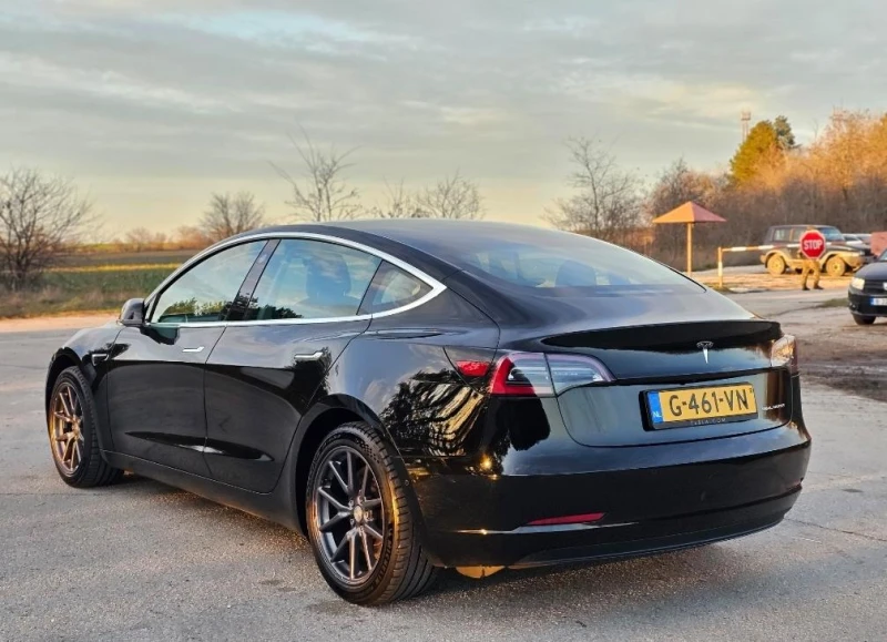 Tesla Model 3  4х4 Европейска Гаранция, снимка 7 - Автомобили и джипове - 48386598