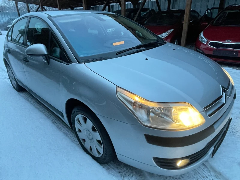 Citroen C4 1.6 i A/C, снимка 5 - Автомобили и джипове - 48656791