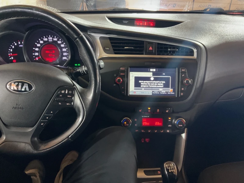 Kia Ceed, снимка 9 - Автомобили и джипове - 49105717