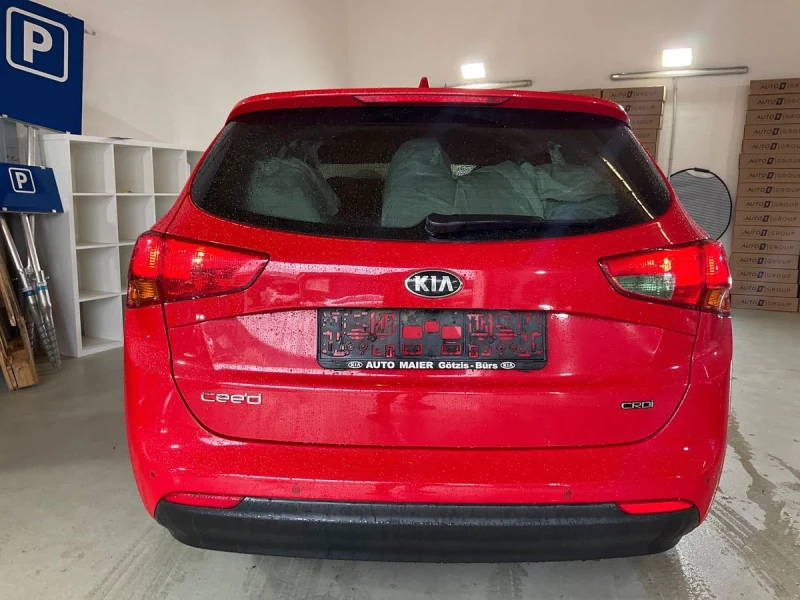 Kia Ceed, снимка 4 - Автомобили и джипове - 49105717