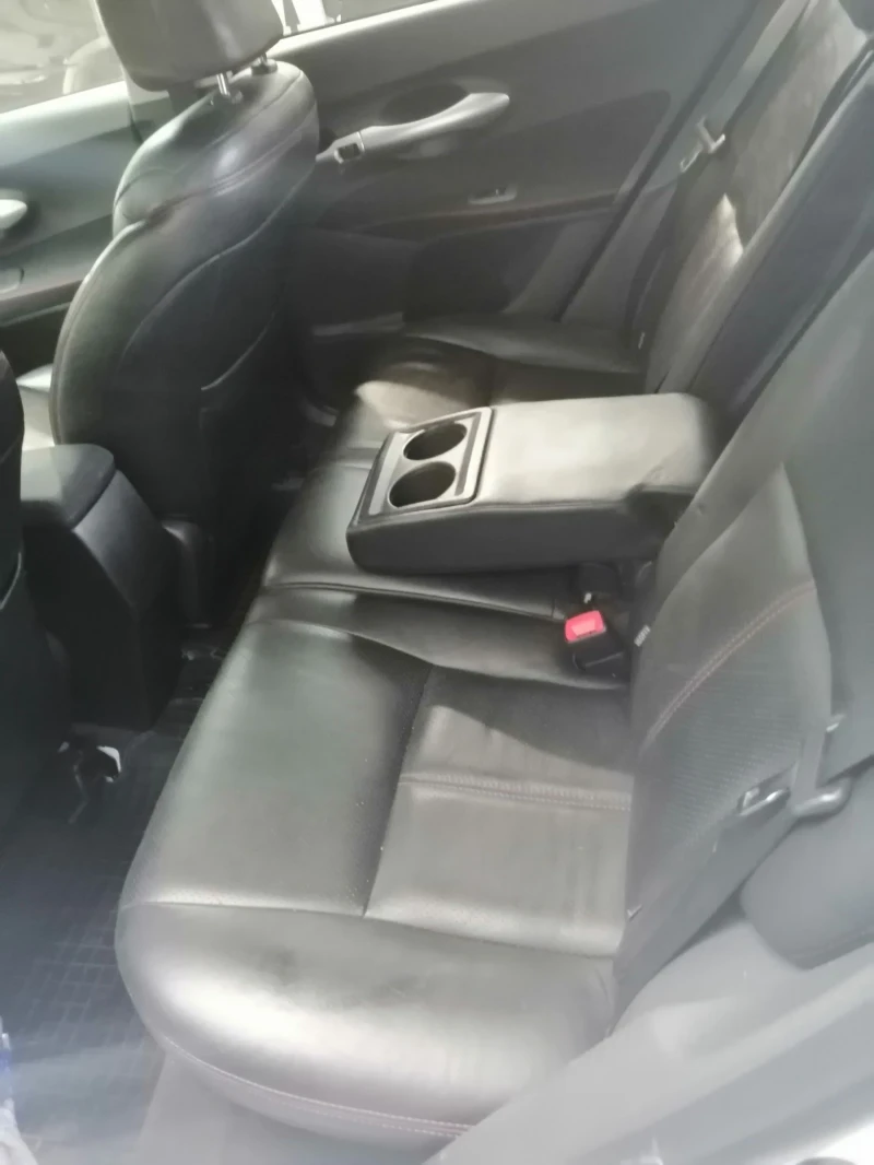 Toyota Auris Тойота спорт пакет, генерация, спойлери, снимка 5 - Автомобили и джипове - 53089522