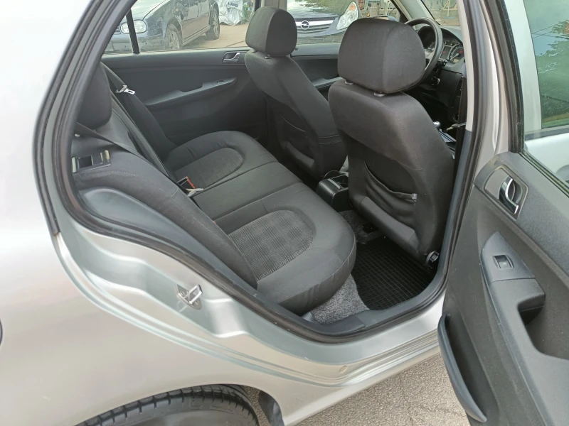 Skoda Fabia 1.4 BARTER 80, снимка 14 - Автомобили и джипове - 51499990