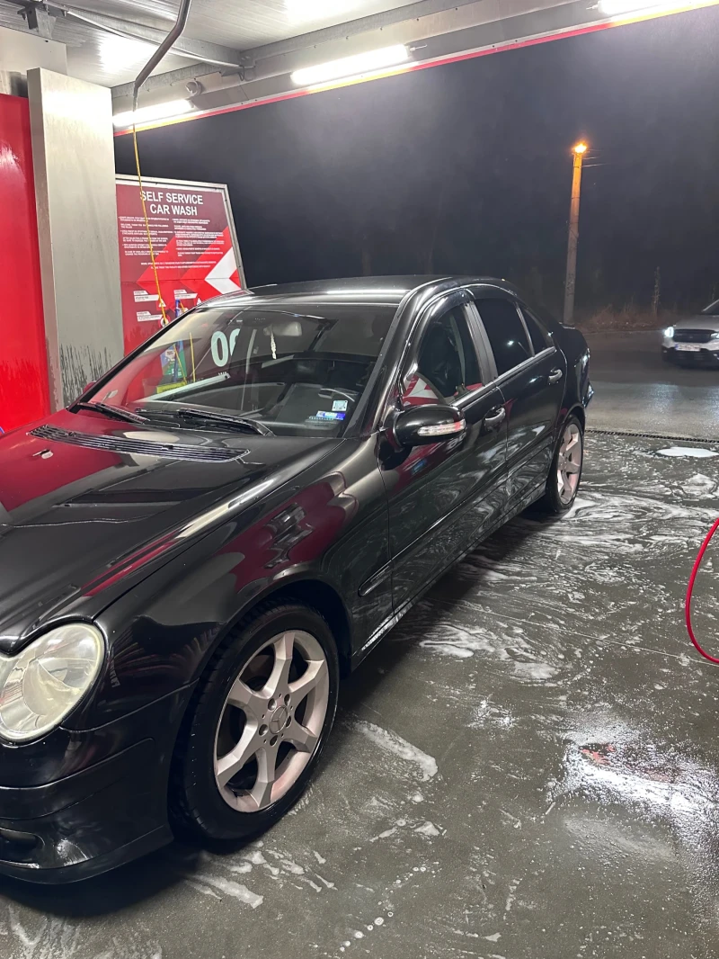 Mercedes-Benz C 270, снимка 2 - Автомобили и джипове - 52597874